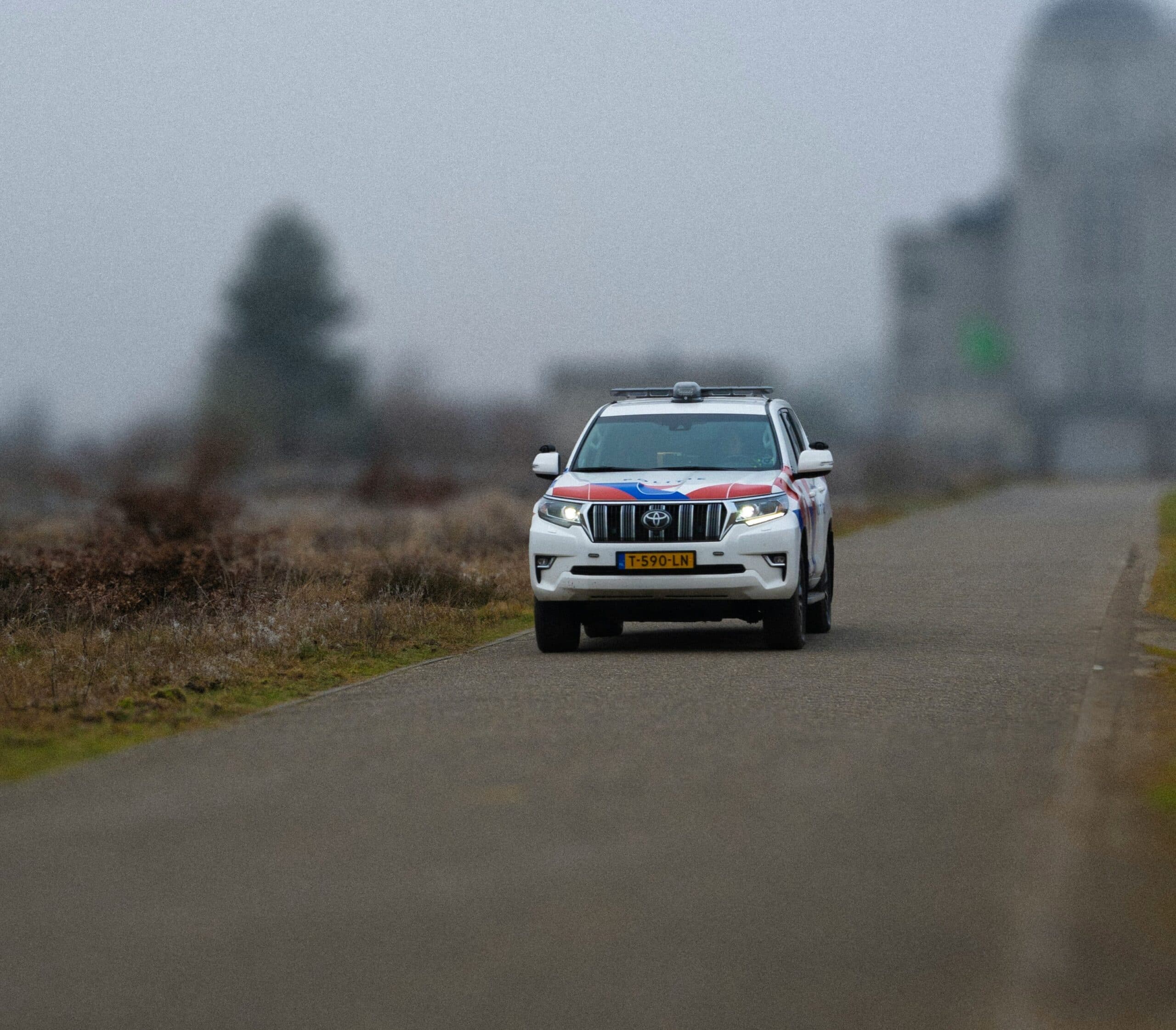 Scooterrijder ernstig gewond na aanrijding met auto in Nieuw-Amsterdam