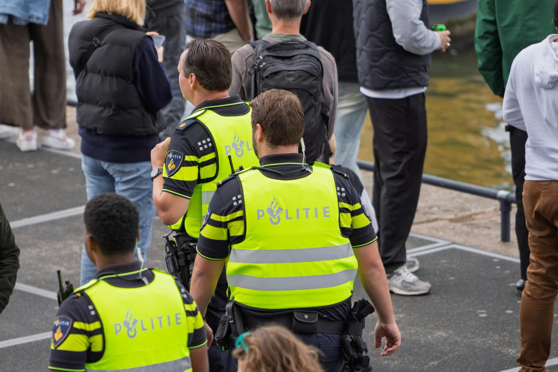 Dodelijk ongeval met vijf voertuigen in Appingedam: meerdere gewonden gemeld