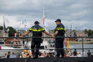 Dakbrand in Appelscha vermoedelijk door blikseminslag tijdens onweer