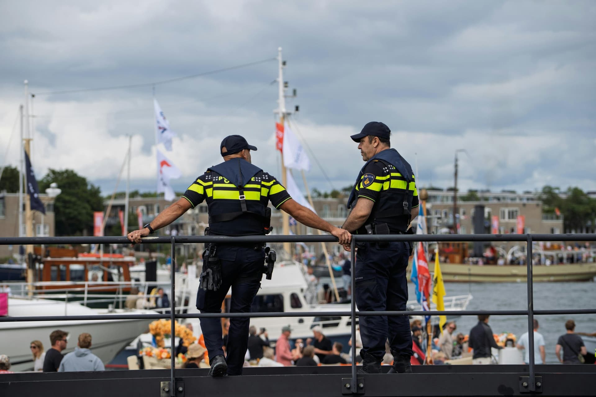 Onderzoek gestart na reanimatie onder snelweg in Amsterdam