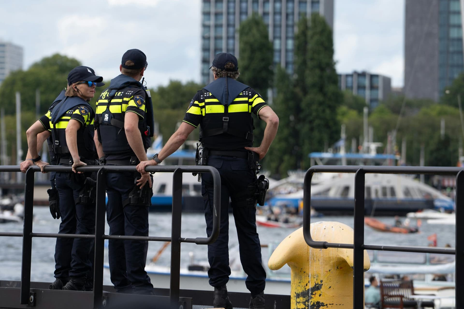 Motorrijder raakt gewond bij uitwijkmanoeuvre in Westerbork